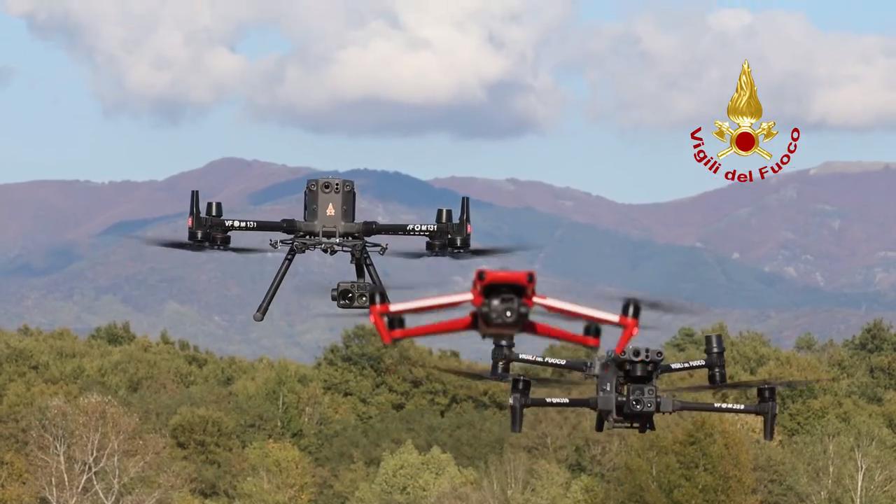Droni VVF Toscana: addestramento con Lifeseeker e sistemi "tethered".