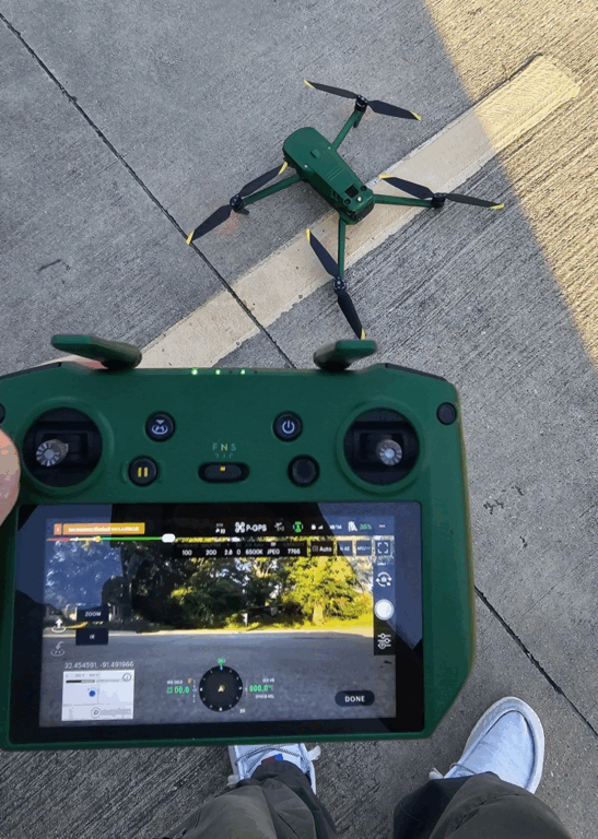 RAPTOR: droni commerciali professionali per missioni avanzate. Prestazioni di volo, dati sicuri e imaging di precisione.