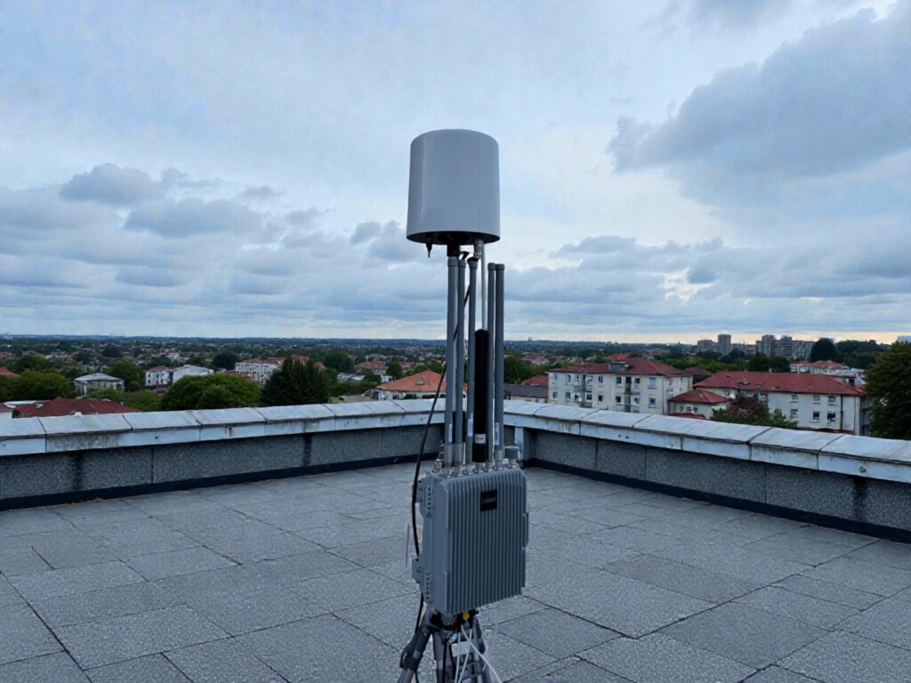 Dronemaster ha sviluppato, con un partner industriale, una piattaforma detection-only per l&rsquo;identificazione e la caratterizzazione di minacce UAV su spettro 400 MHz&ndash;6 GHz.