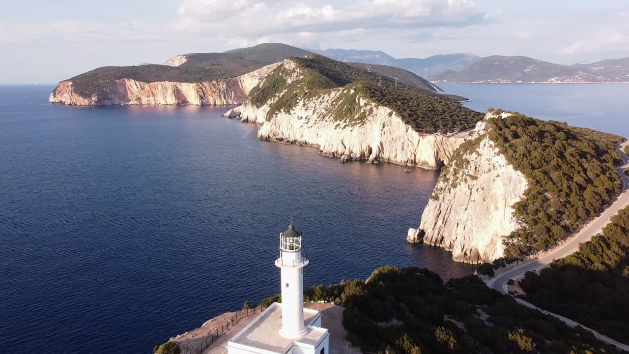 Il caso Lefkada evidenzia un vuoto operativo: servono procedure e strumenti per gestire sistemi autonomi armati o dual-use in prossimit&agrave; della costa.