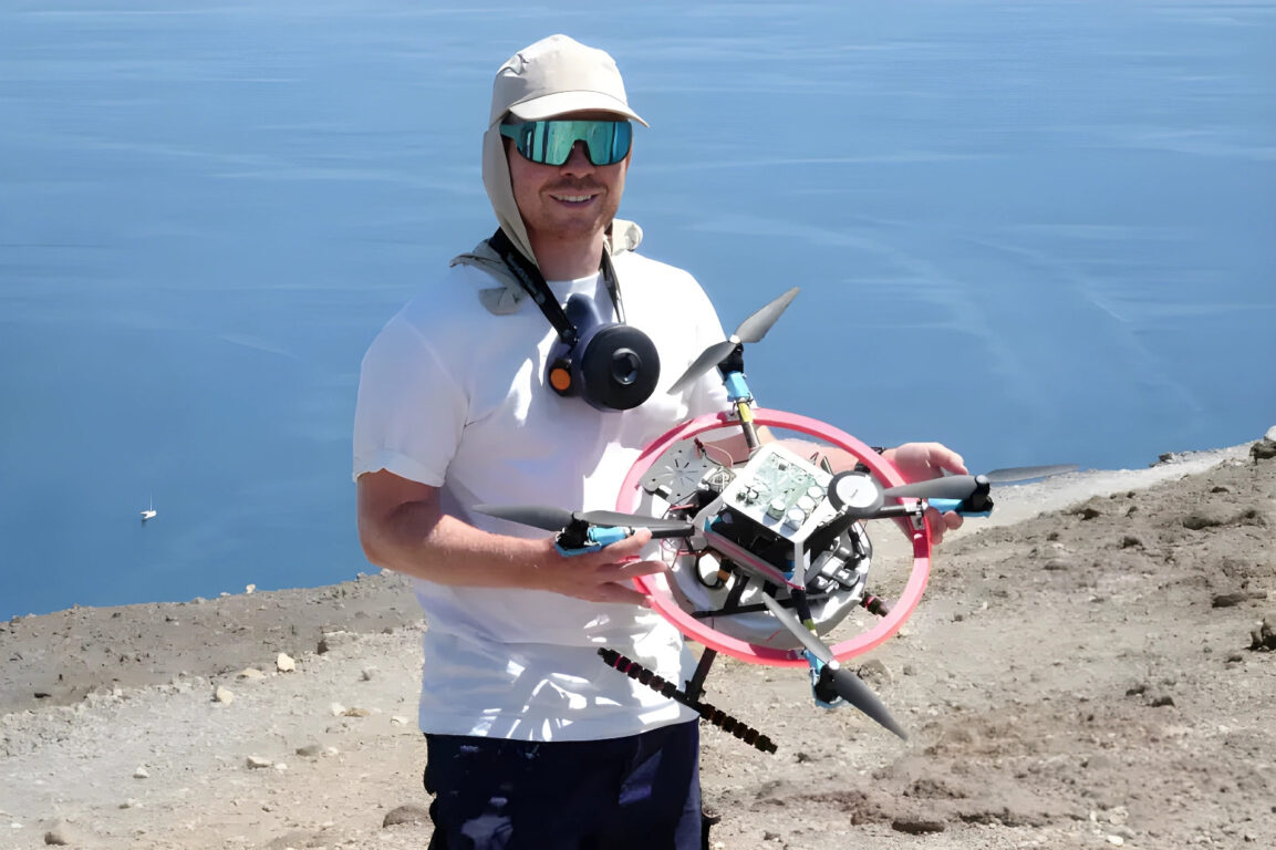 Il test dell'Università Tecnica di Monaco: droni per mappare in 3D i gas vulcanici alle isole Eolie.